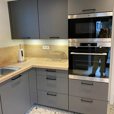 O Gadot 펜션 샤드폰테인