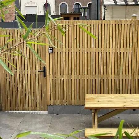 O Gadot Chaudfontaine